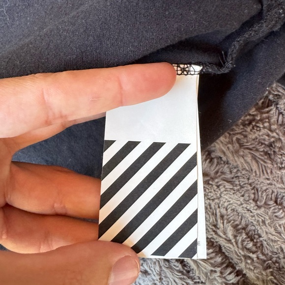 SOLD!! OFF WHITE L/S - Picture 5 of 9